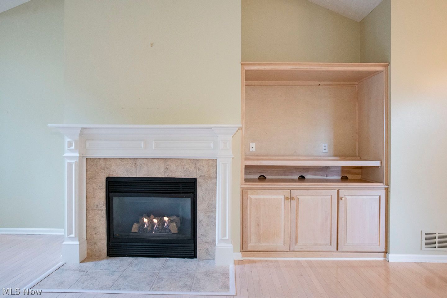 31776 Gardenside Drive Avon Lake OH 44012