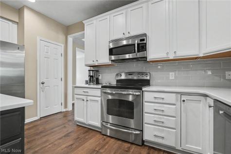 4523 Northledge Court Copley OH 44321