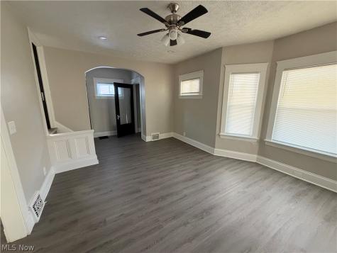 521 E 109th Street Cleveland OH 44108