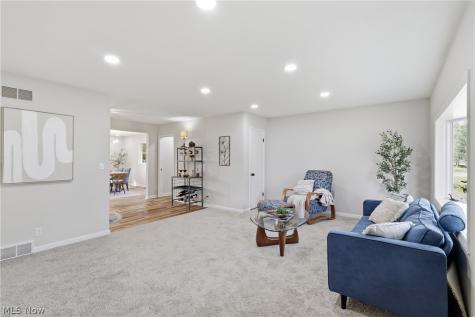 561 Clark Drive Tallmadge OH 44278