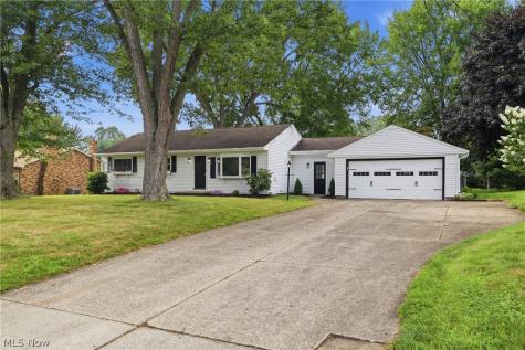 561 Clark Drive Tallmadge OH 44278