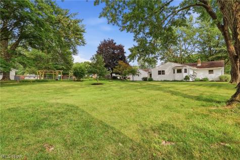 561 Clark Drive Tallmadge OH 44278