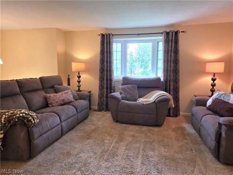 9900 Pebble Beach Cove Aurora OH 44202