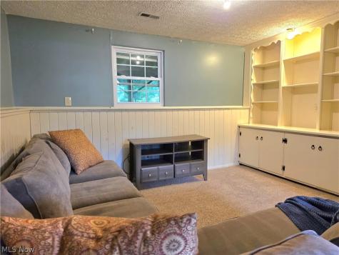 9900 Pebble Beach Cove Aurora OH 44202