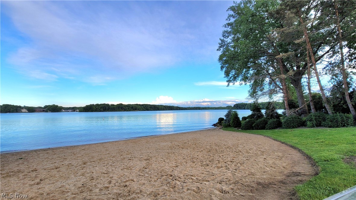 9900 Pebble Beach Cove Aurora OH 44202
