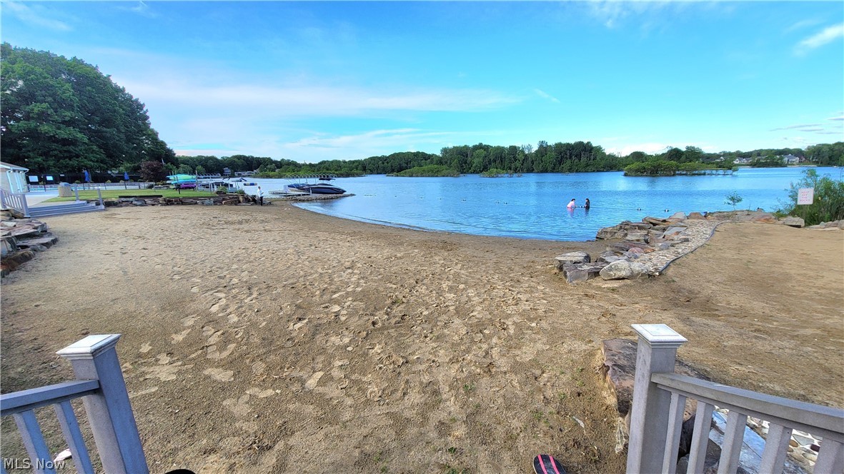 9900 Pebble Beach Cove Aurora OH 44202