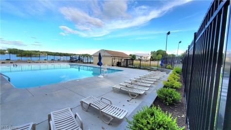 9900 Pebble Beach Cove Aurora OH 44202