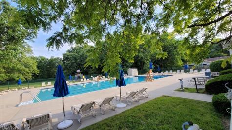 9900 Pebble Beach Cove Aurora OH 44202