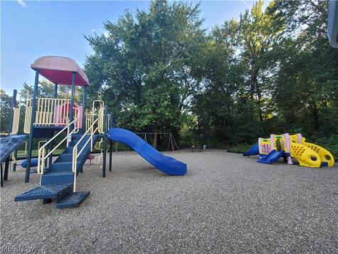 9900 Pebble Beach Cove Aurora OH 44202