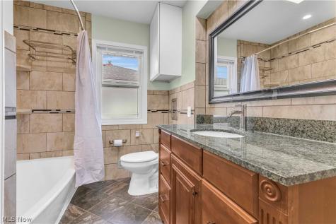 3332 North Avenue Parma OH 44134