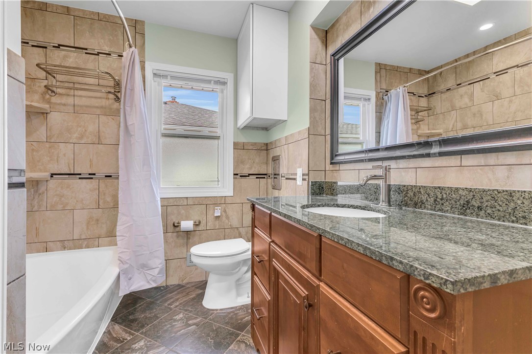 3332 North Avenue Parma OH 44134