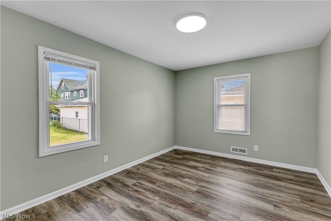 3332 North Avenue Parma OH 44134