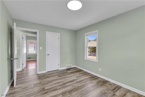 3332 North Avenue Parma OH 44134