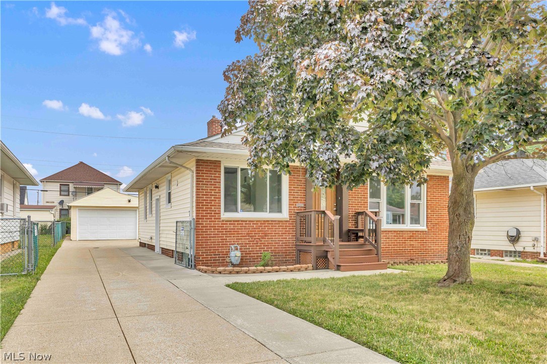 3332 North Avenue Parma OH 44134