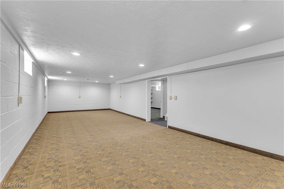 3332 North Avenue Parma OH 44134