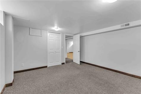 3332 North Avenue Parma OH 44134