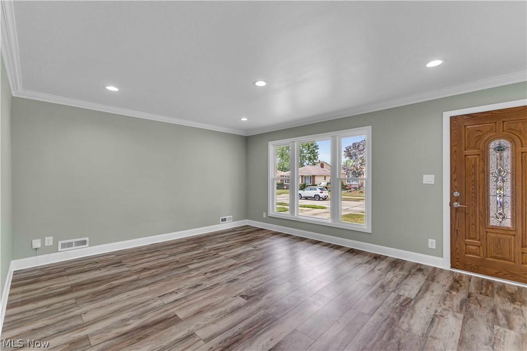 3332 North Avenue Parma OH 44134