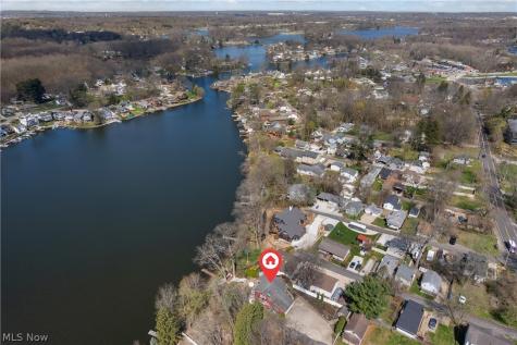 405 Snow Avenue Coventry OH 44319