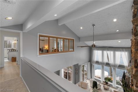 405 Snow Avenue Coventry OH 44319