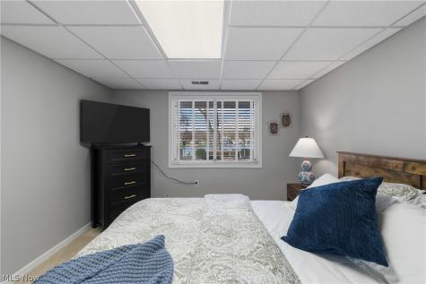 405 Snow Avenue Coventry OH 44319