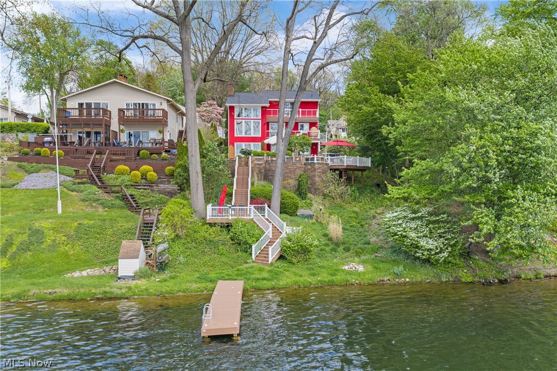 405 Snow Avenue Coventry OH 44319
