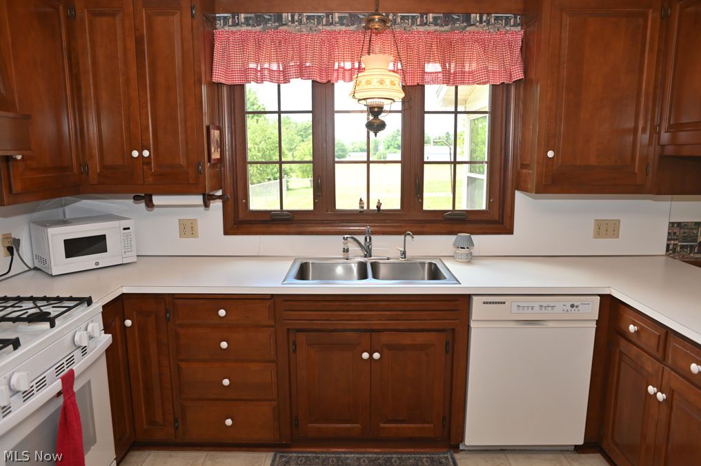 3283 Lakeview Drive Wooster OH 44691