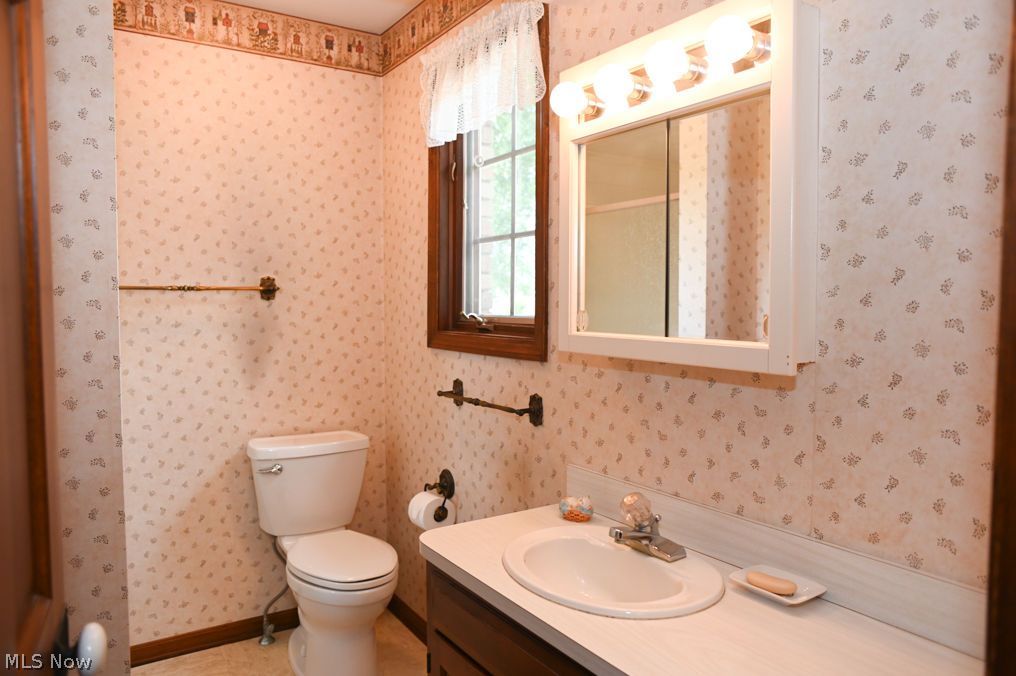 3283 Lakeview Drive Wooster OH 44691