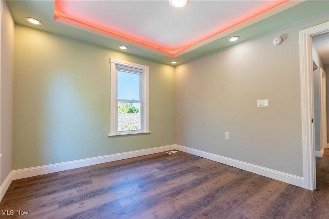 817 Raymond Street Akron OH 44307