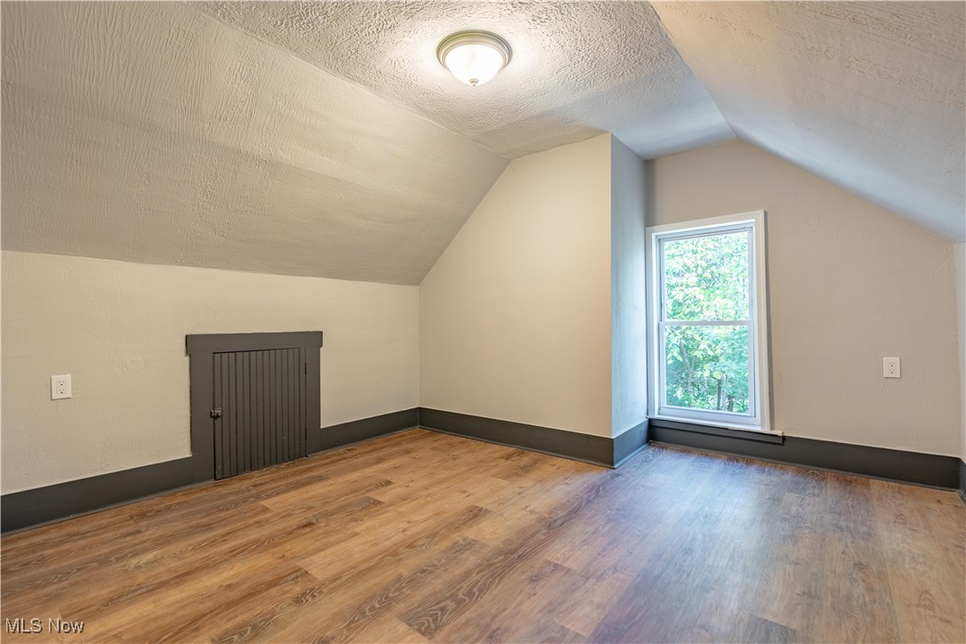 817 Raymond Street Akron OH 44307