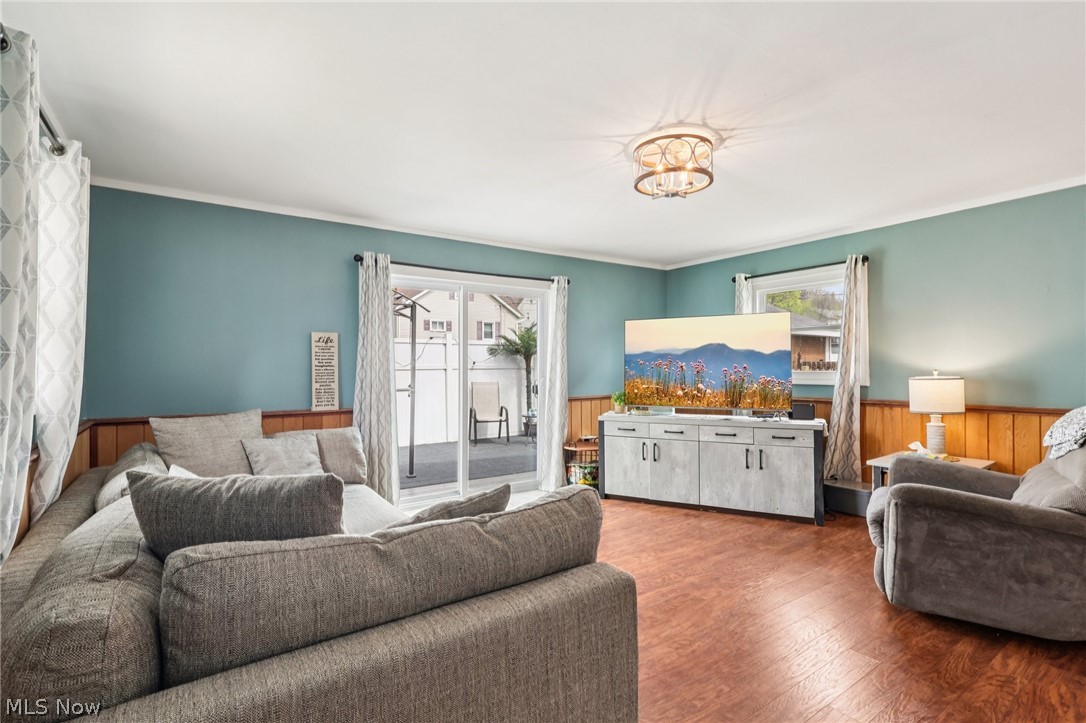 310 W Wood Street Lowellville OH 44436
