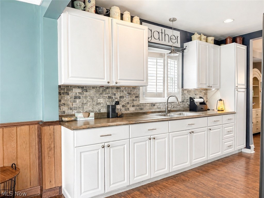 310 W Wood Street Lowellville OH 44436