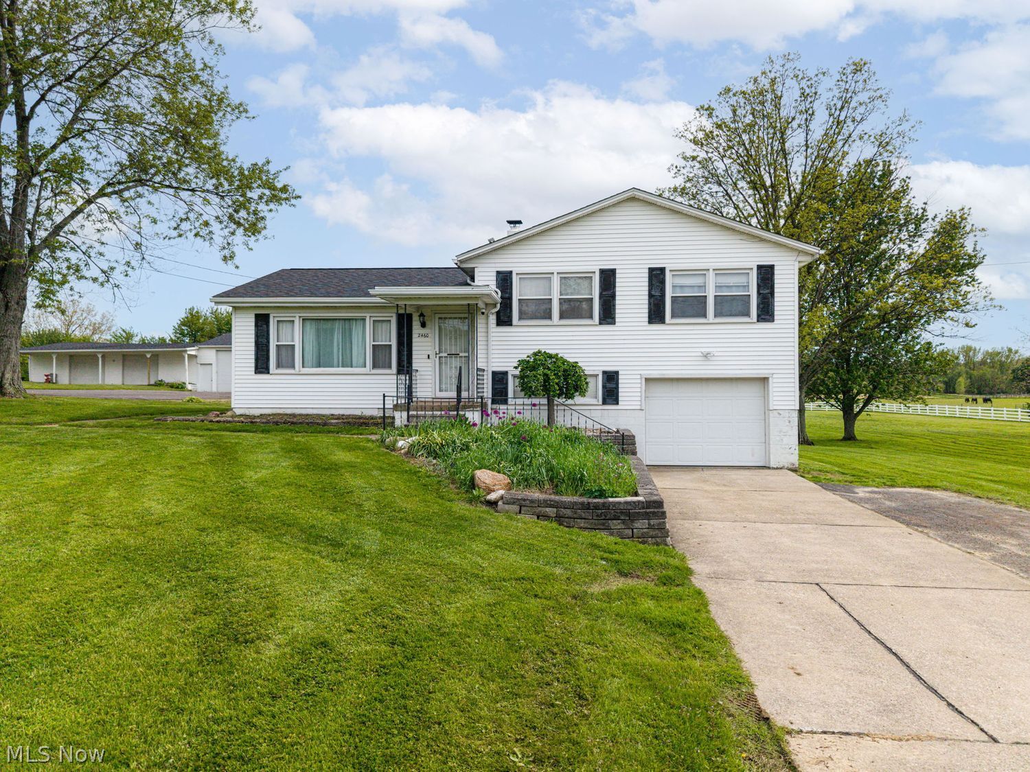 Wadsworth OH, 2460 Blake Road