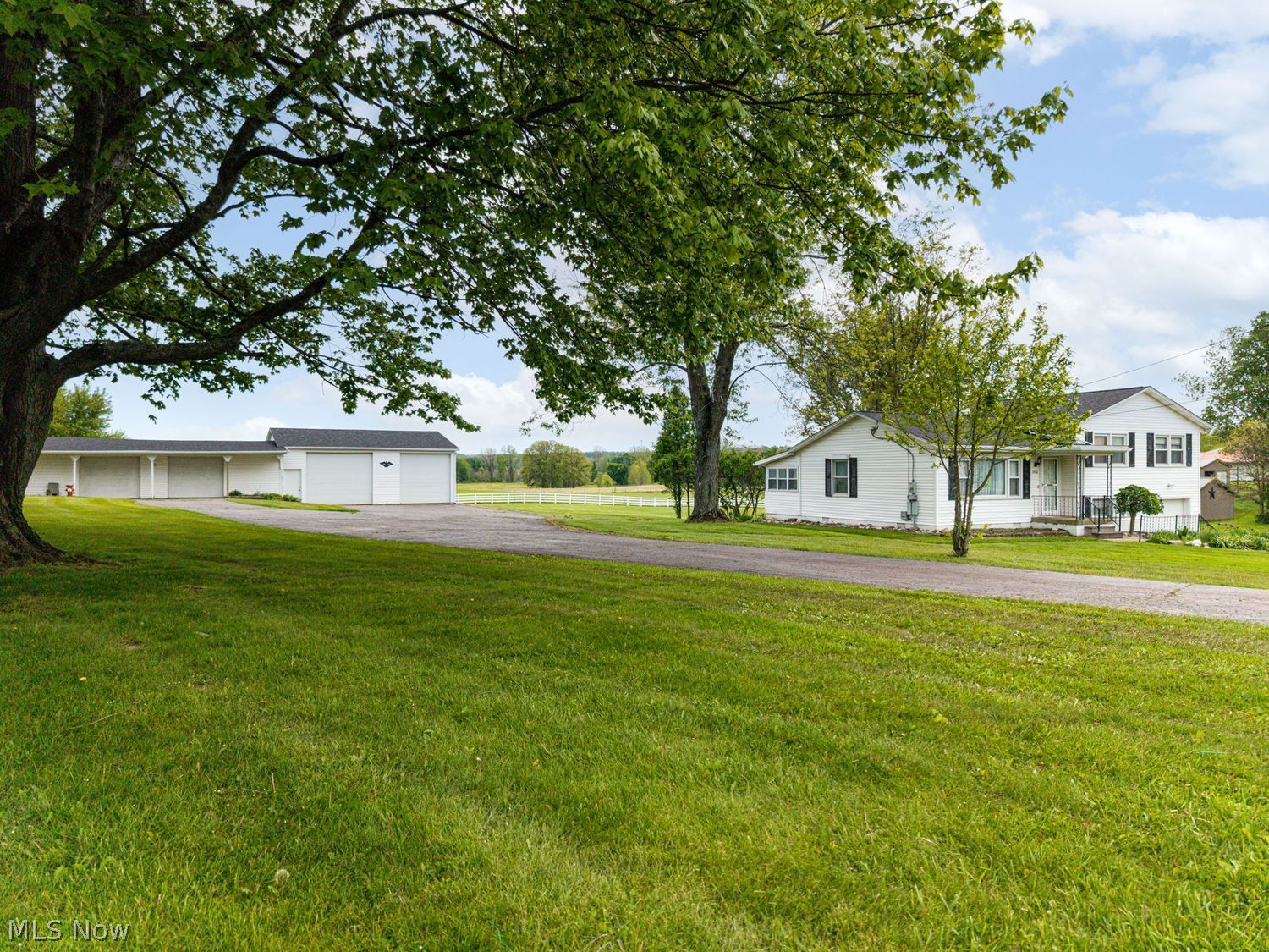 2460 Blake Road Wadsworth OH 44281