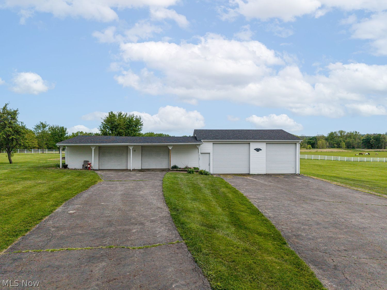 2460 Blake Road Wadsworth OH 44281