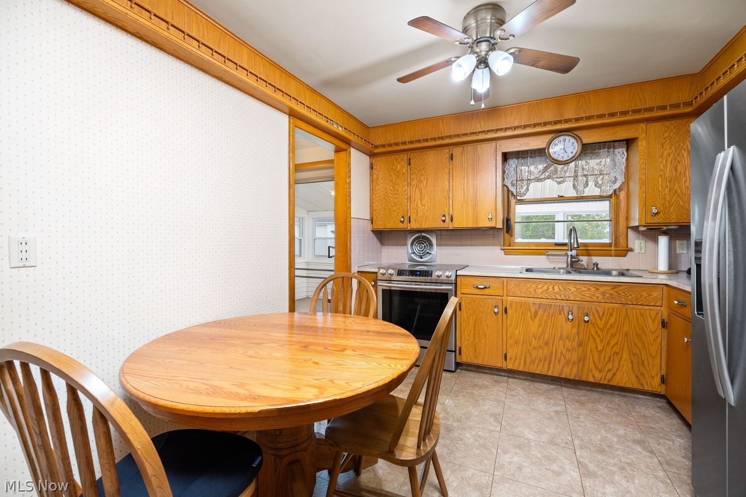 2460 Blake Road Wadsworth OH 44281