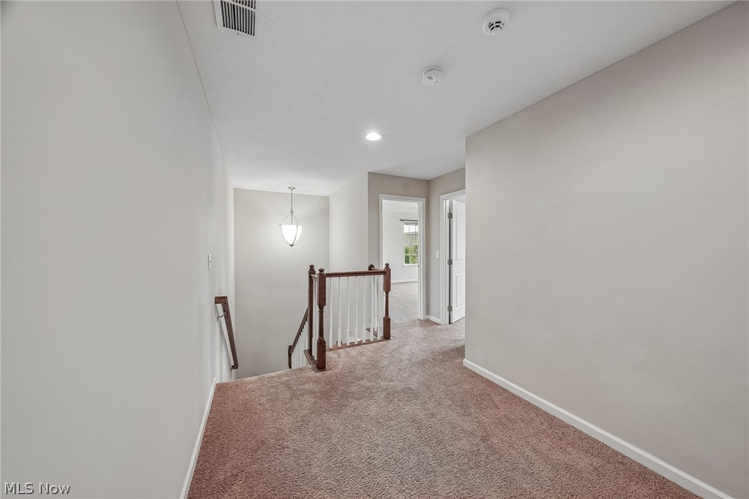 190 Lakeland Way Aurora OH 44202