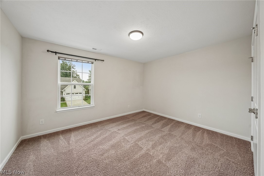 190 Lakeland Way Aurora OH 44202