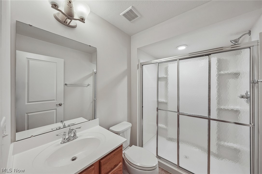 190 Lakeland Way Aurora OH 44202