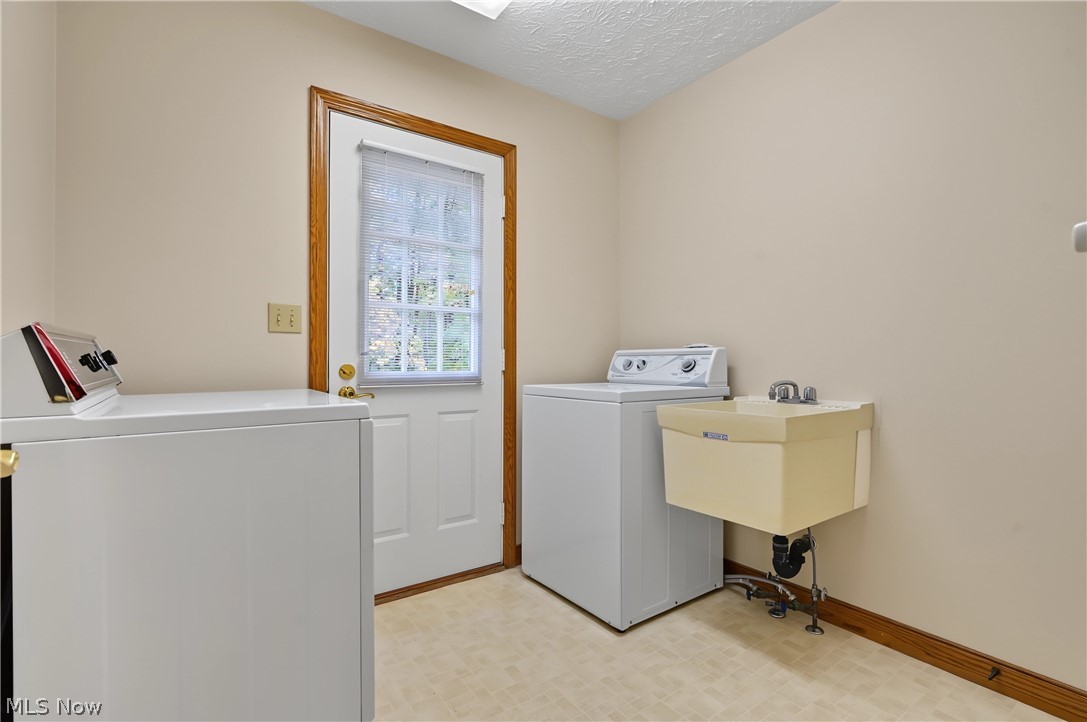 2650 Lacolline Drive Stow OH 44224