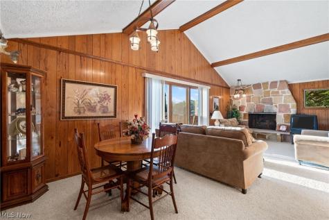 29 W Mohawk Drive Malvern OH 44644