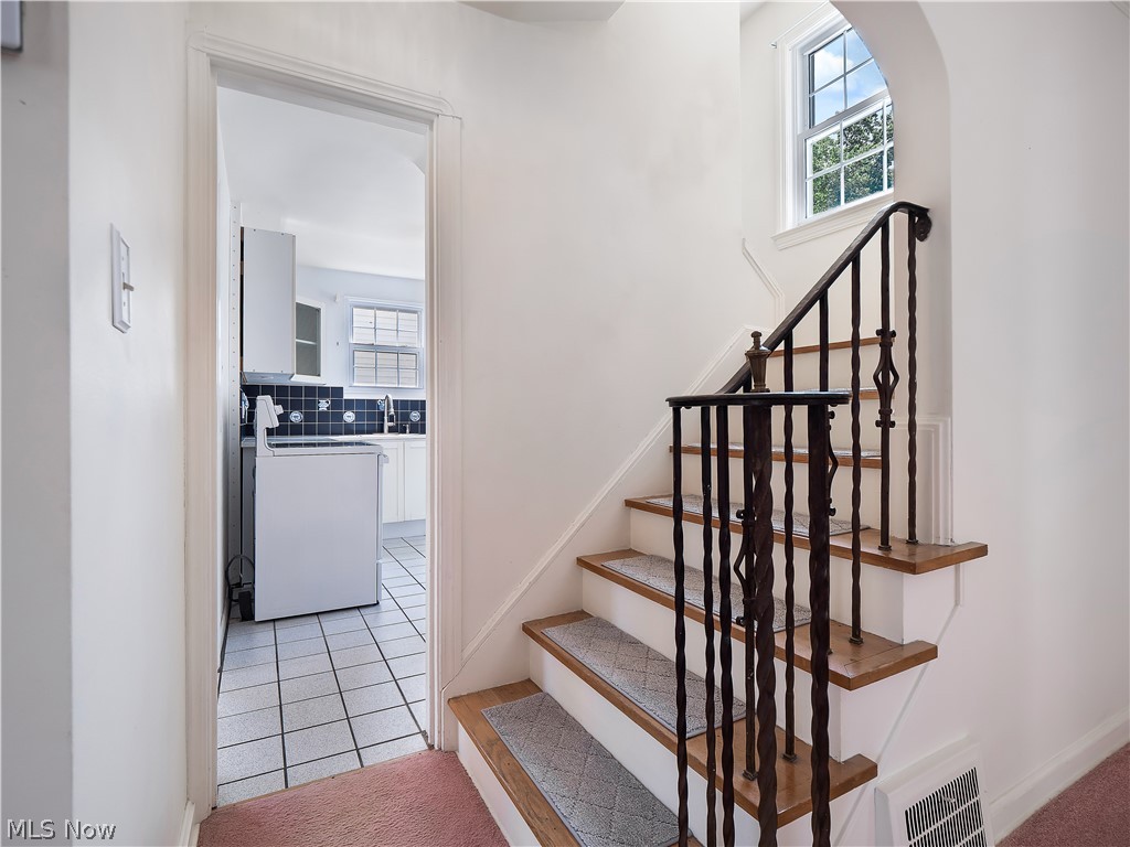 24613 E Oakland Road Bay Village OH 44140