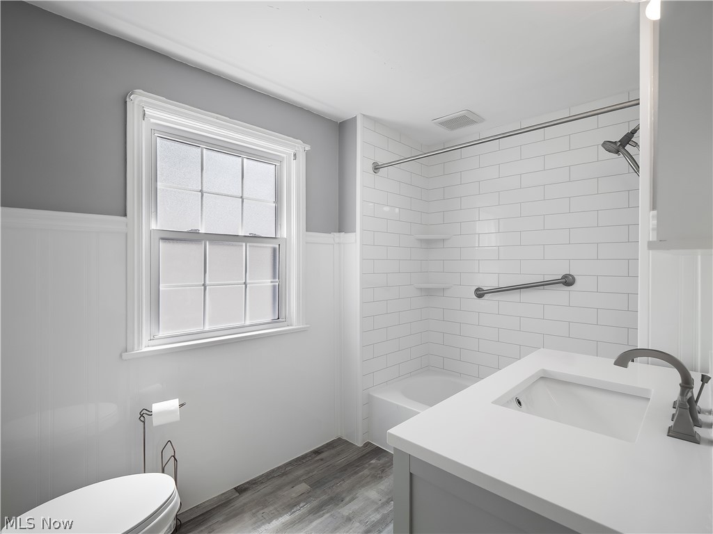 24613 E Oakland Road Bay Village OH 44140