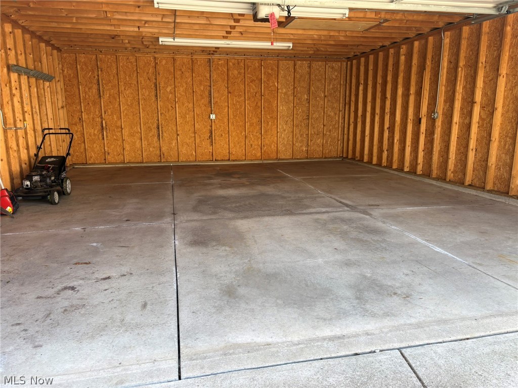 24613 E Oakland Road Bay Village OH 44140