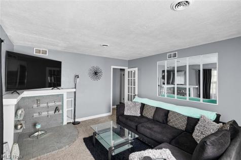 1020 W 19th Street Lorain OH 44052