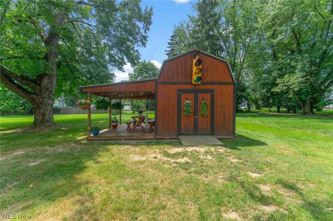 31 Island Drive Poland OH 44514
