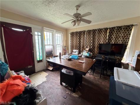 815 Amherst Road NE Massillon OH 44646