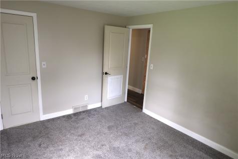 164 Sipple Avenue Amherst OH 44001