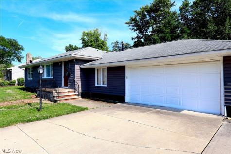 164 Sipple Avenue Amherst OH 44001