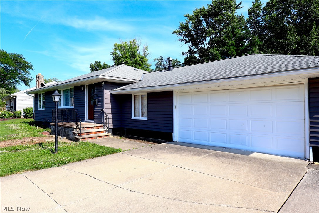 164 Sipple Avenue Amherst OH 44001