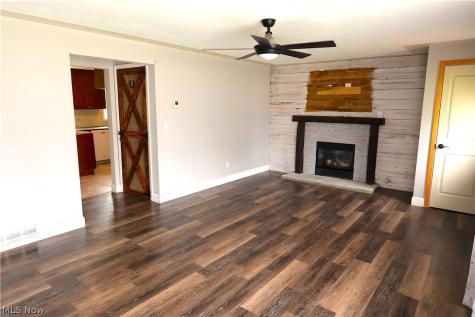 164 Sipple Avenue Amherst OH 44001